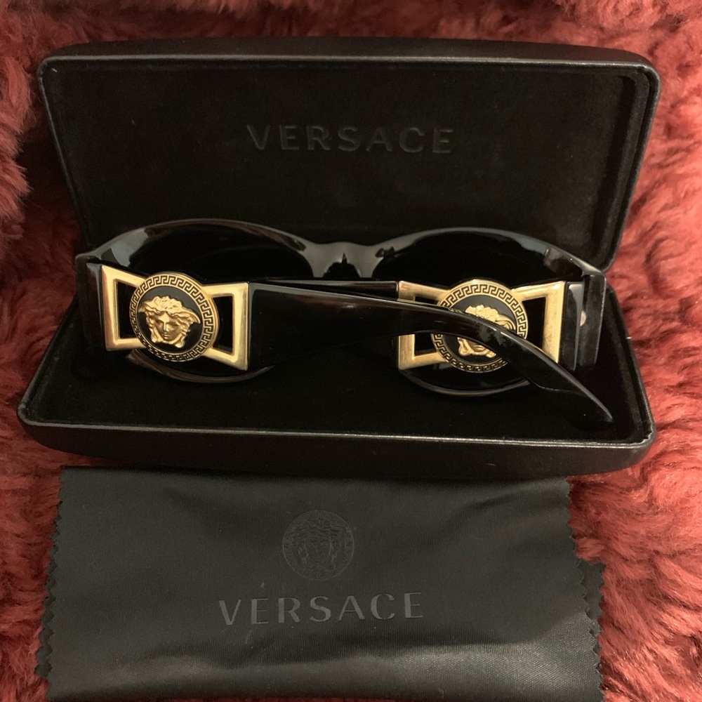VERSACE SUNGLASSES